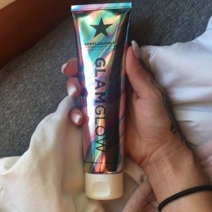 Glam glow cleanser